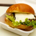 The famous delicate hamburger of Il Ristoro dello Sciatore